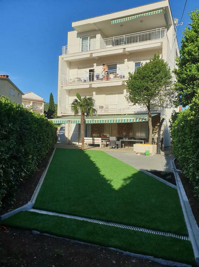 Apartment Vipava Selce